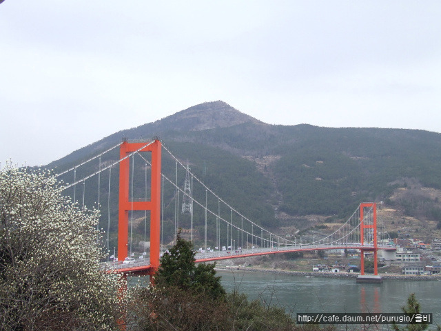 �̹����� Ŭ���ϸ� ������ ���� �� �ֽ��ϴ�.