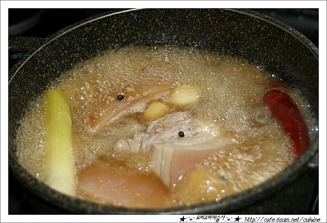 집에서 만드는 홍어삼합 ( 돼지고기 수육 맛있게 삶는 비결)